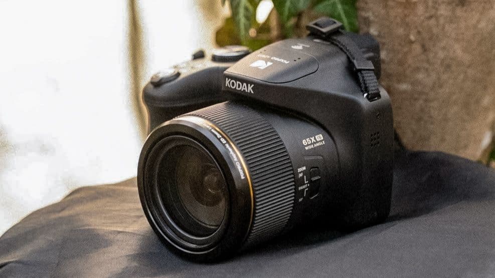 Kodak's newest bridge camera goes on sale next month with a MEGA 65x zoom!