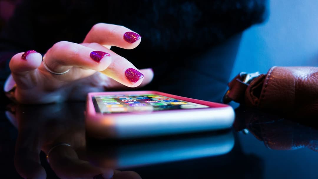 Simple nail polish may solve one of touchscreen’s biggest problems