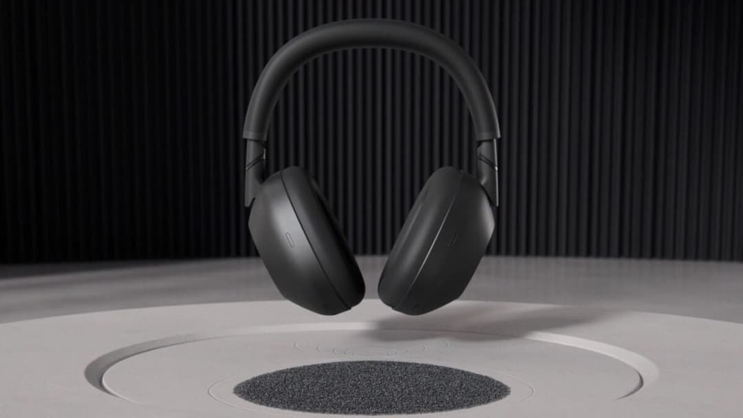 Sony’s flagship headphones now work better with Samsung phones