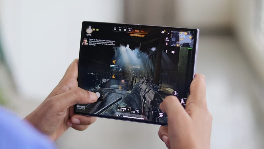The Galaxy Z Fold 8 is the best gaming device and tablet I've ever used
