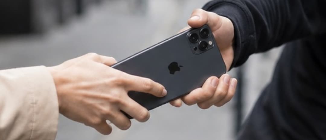 Apple reportedly developing new anti-snatch feature for iPhone