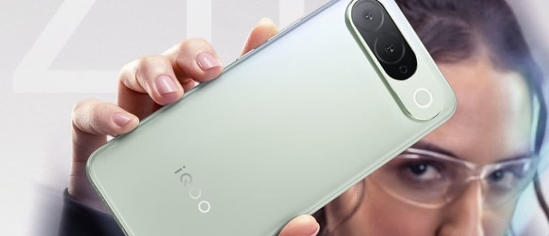 iQOO Z11 debuts in India with different specs and design, Buds TWS tag along - GSMArena.com news