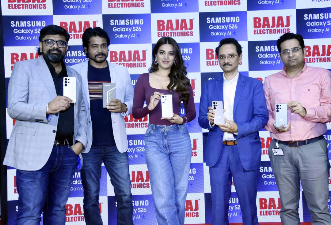 Actress Niddhi Agerwal Unveils Samsung Galaxy S26 At Bajaj Electronics